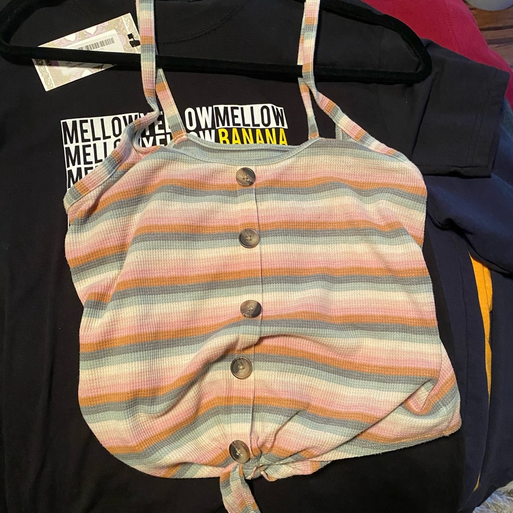 American Eagle top